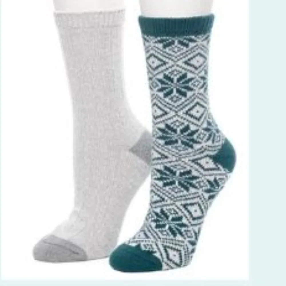 NEW CUDDL DUDS PLUSH CREW SOCKS, SIZE 4-10, 2-PAIR Pack Deep Teal